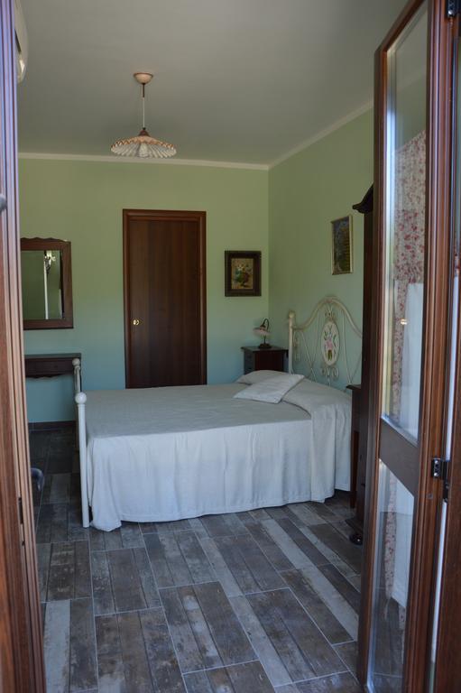 Agriturismo Donna Beatrice Bianco Cameră foto